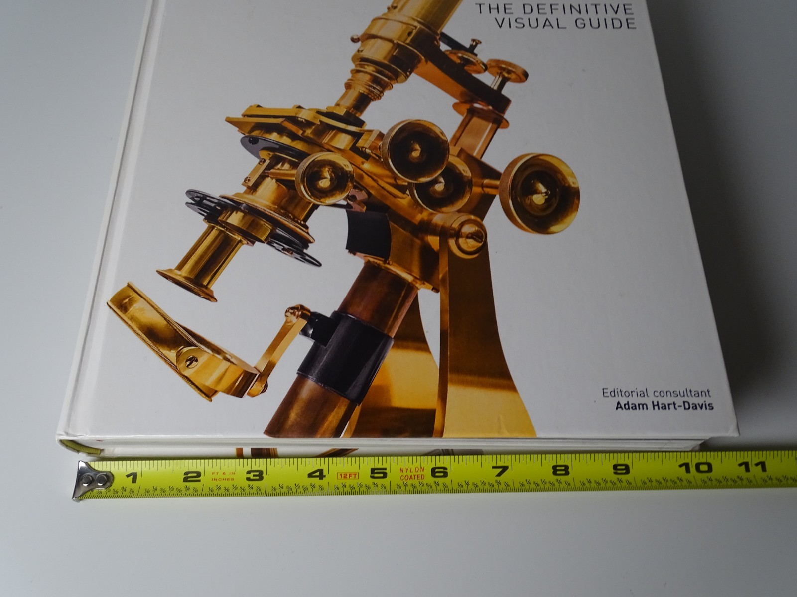 « Science: The Definitive Visual Guide / 512 Pages / Published In 2016