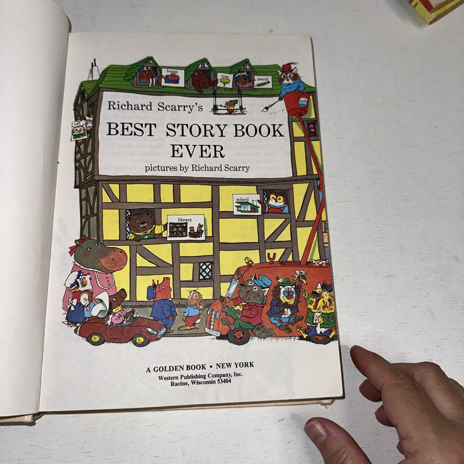Richard Scarry&rsquo;s Best Story Book Ever Western Publishing Poetry & Fable Book VG