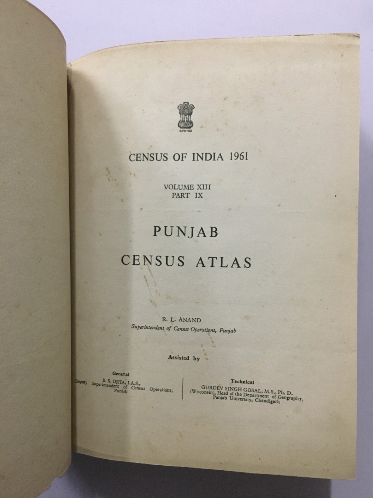 Anand, R.L : Punjab Census Atlas 1961. 275 Maps. Chandigarh, 1966. 356 pages