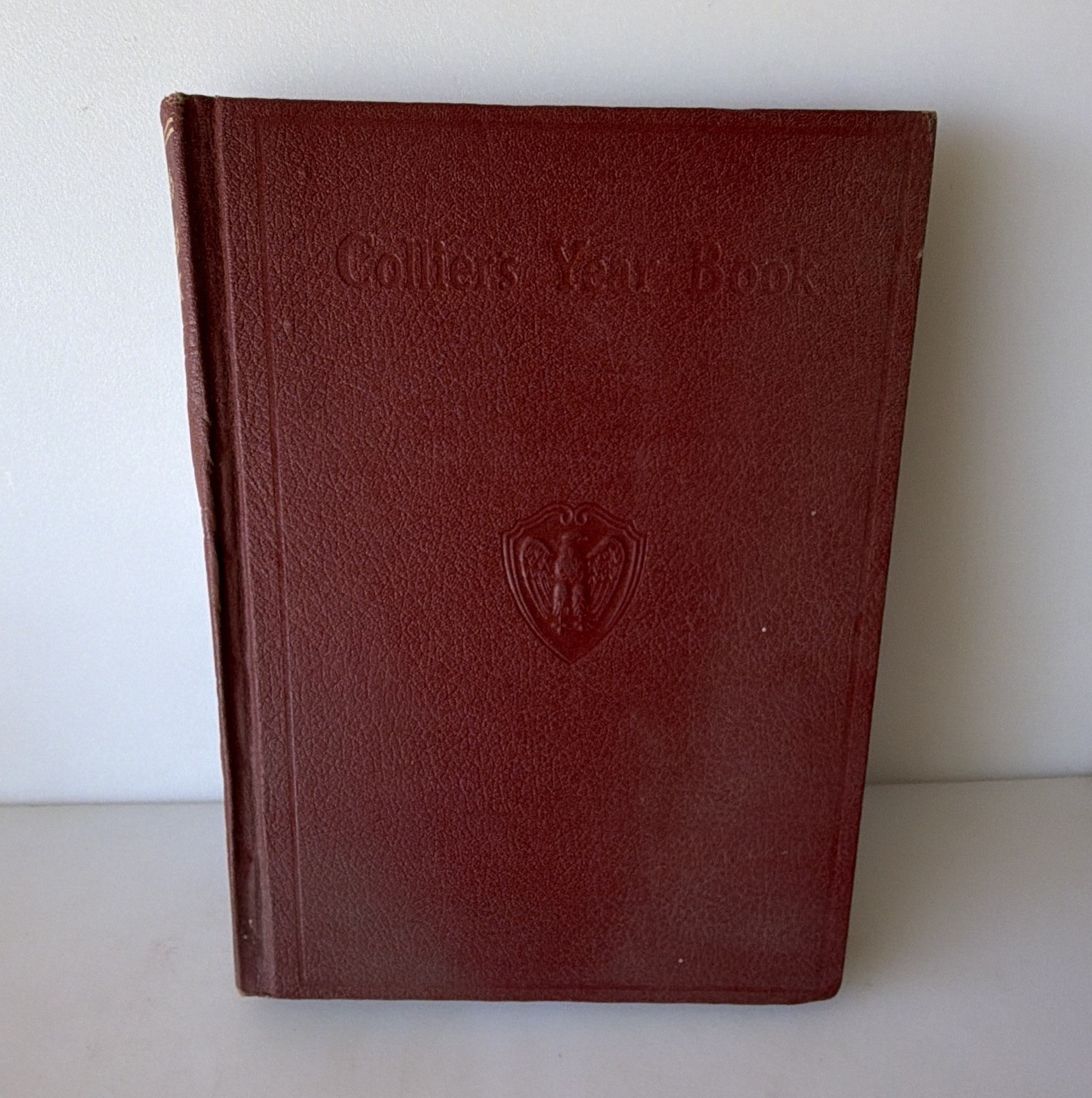 Collier Collier&rsquo;s Year Book 1956 Hardcover Leather Bound English Reference