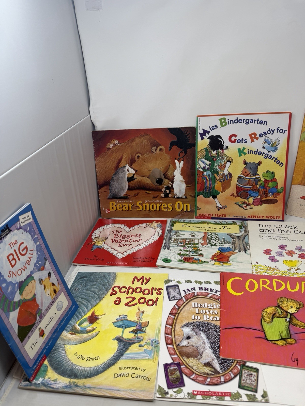 Children&rsquo;s Scholastic Picture Books Kids Paperback Storybook Storytime Lot of 12