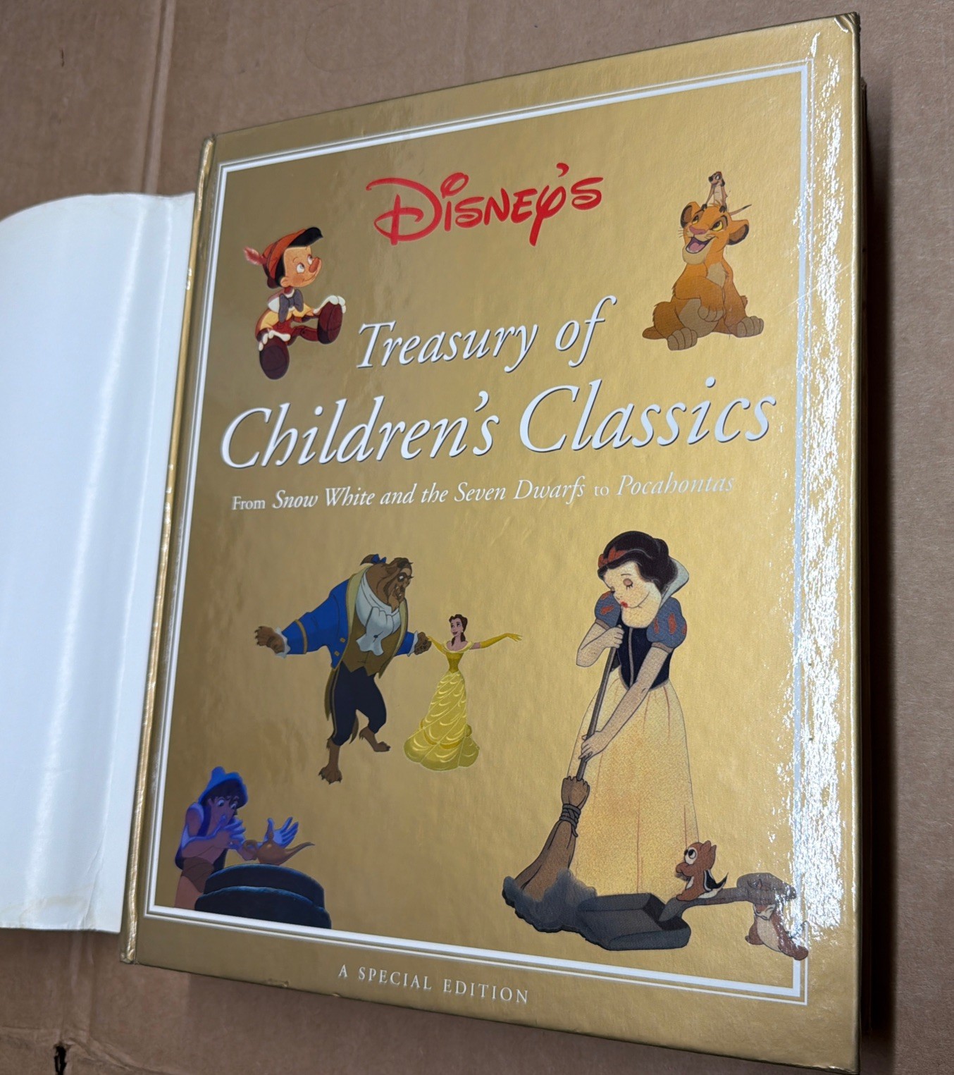 DISNEY&rsquo;S TREASURY OF CHILDREN&rsquo;S CLASSICS Hardcover Special Edition 1997 Illustra