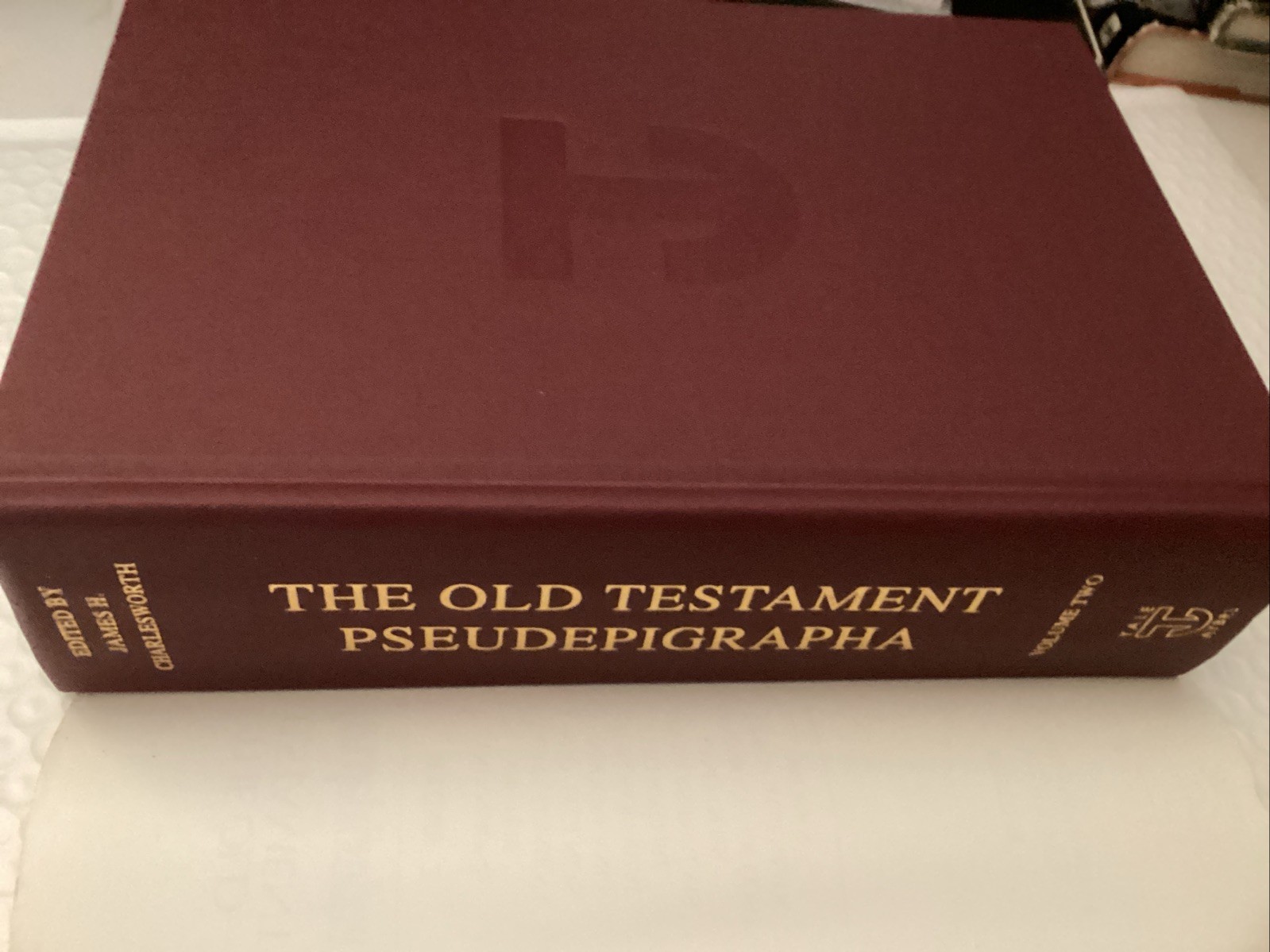 The Old Testament Pseudepigrapha, Volume 2: Expansions of the « Old Testament »