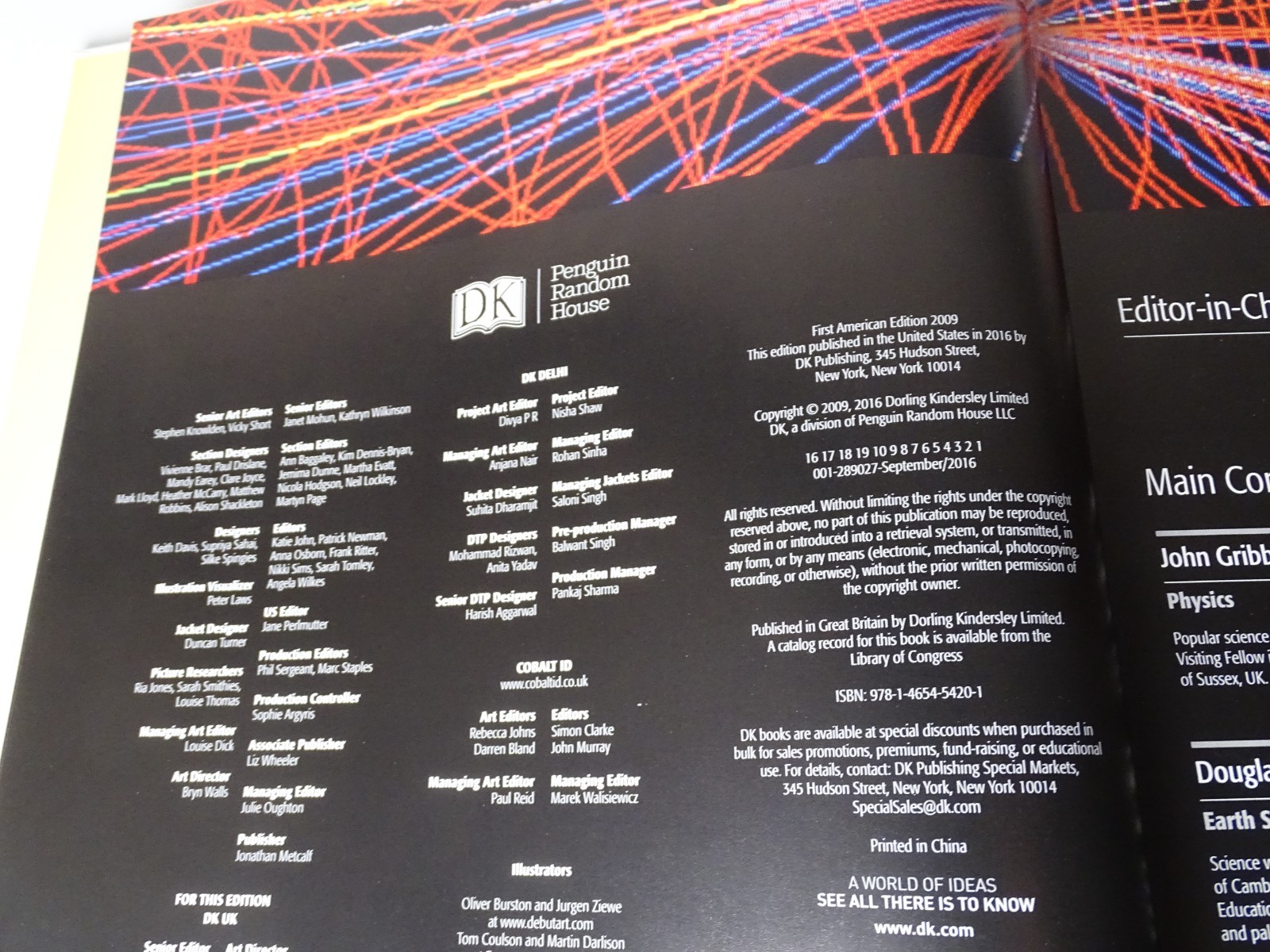 « Science: The Definitive Visual Guide / 512 Pages / Published In 2016