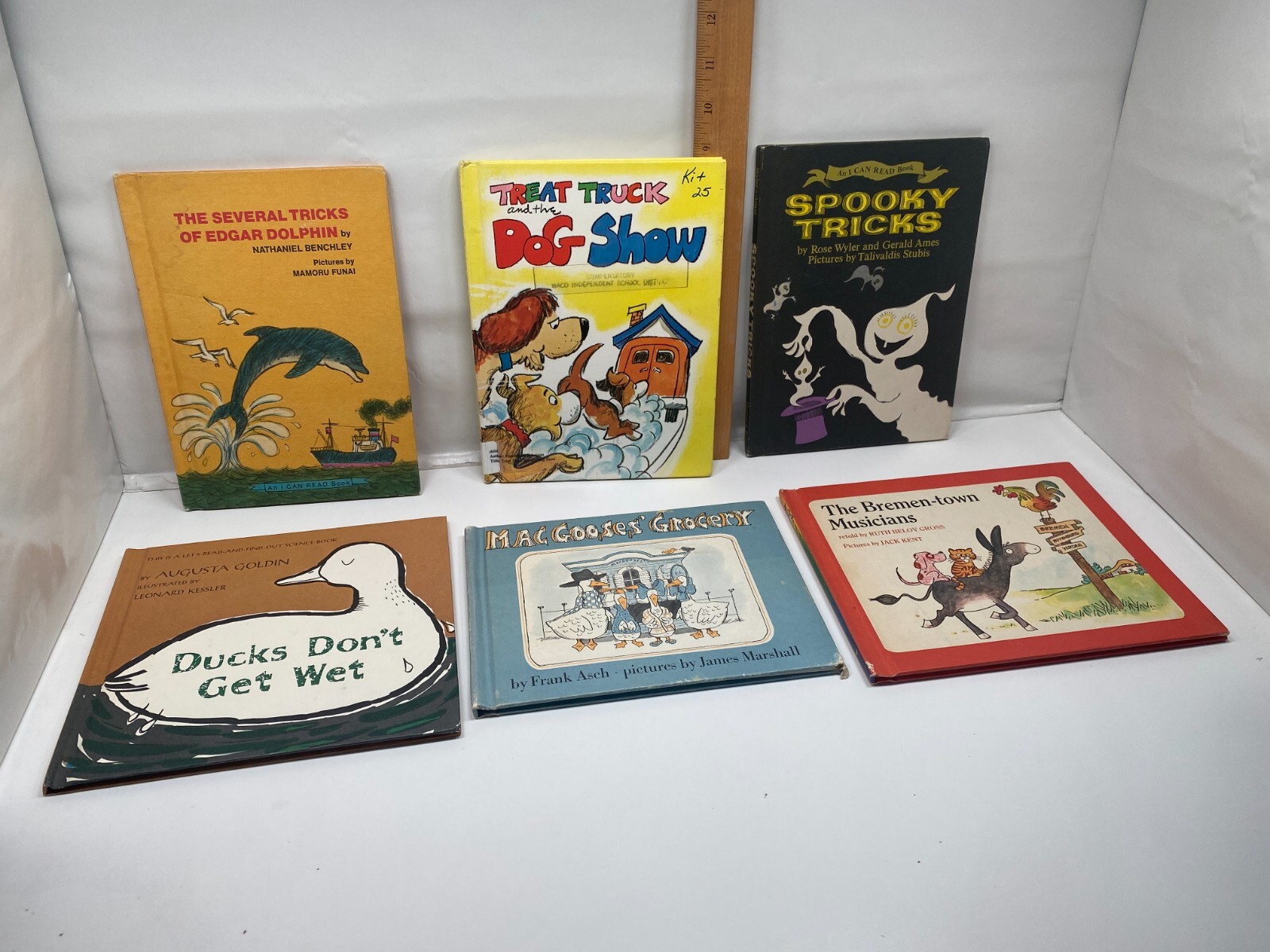 Vintage Kids Book Lot Edgar Dolphin Treat Truck Dog Show Spooky Tricks Ducks HC