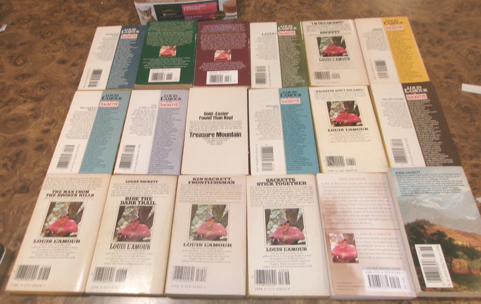 18 The Sacketts Novels Complete Set 1-18 Louis L&rsquo;Amour Books Lot