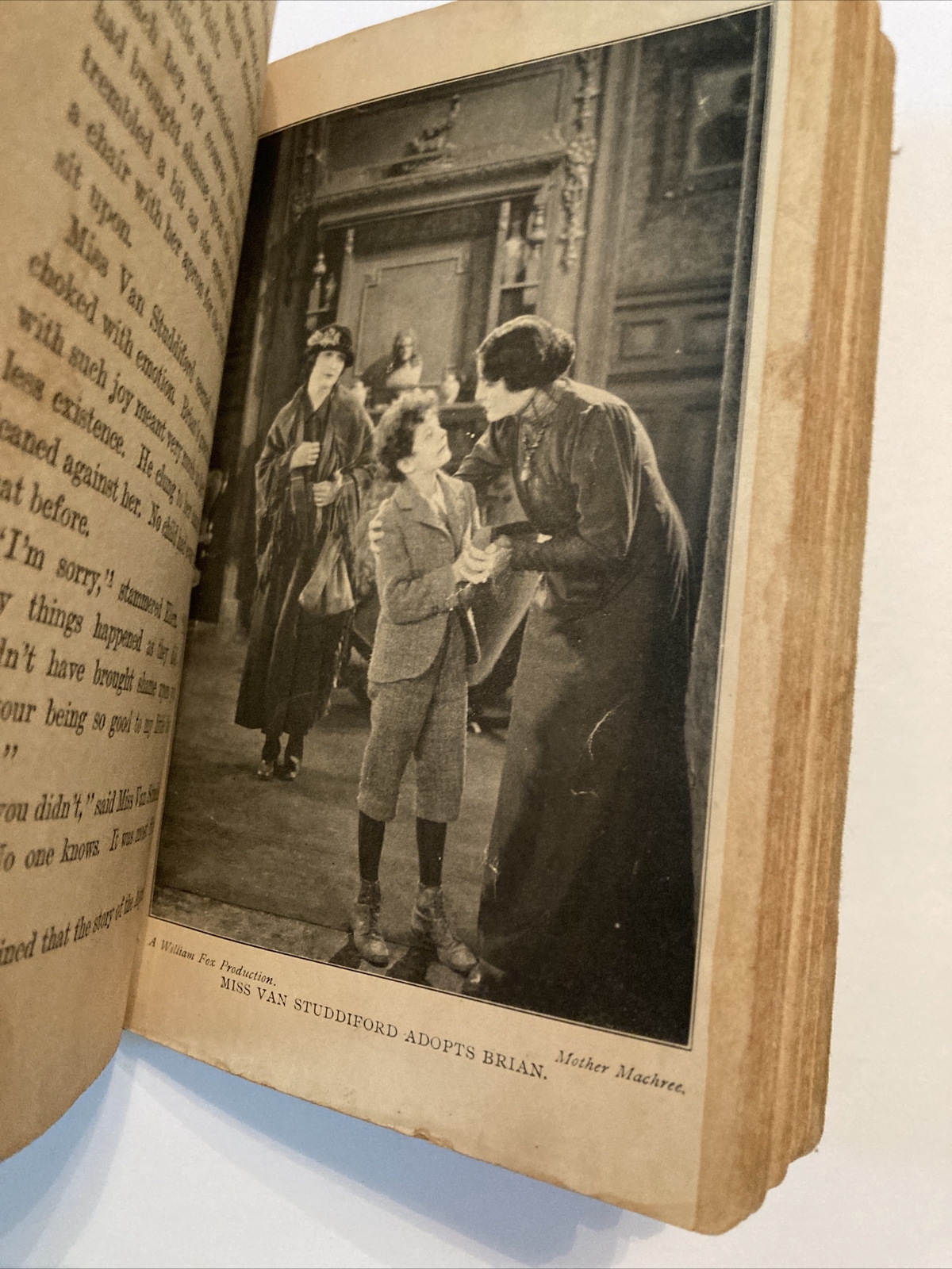 1924 THE STORY OF MOTHER MACHREE A STORY OF A MOTHER&rsquo;S LOVE Rida Johnson Young