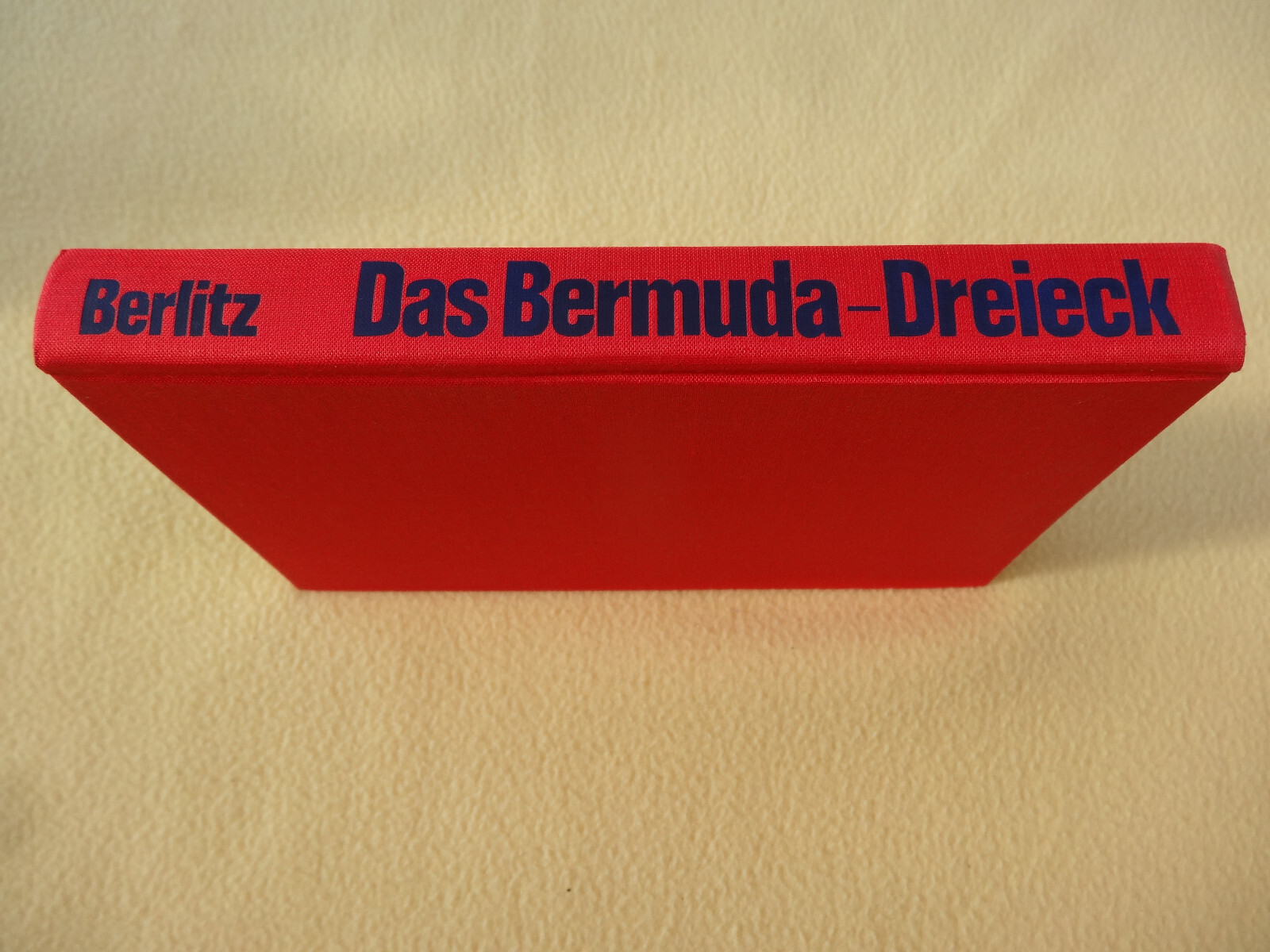« Das Bermuda-Dreieck » von Charles Berlitz – von 1974 – gebundene Ausgabe