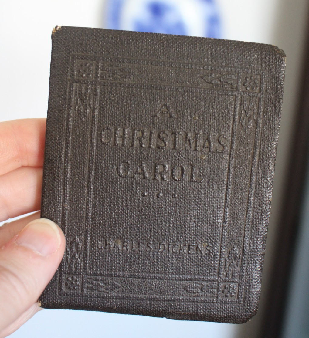 Little Leather Library – A CHRISTMAS CAROL Charles Dickens Antique Book 1920&rsquo;s