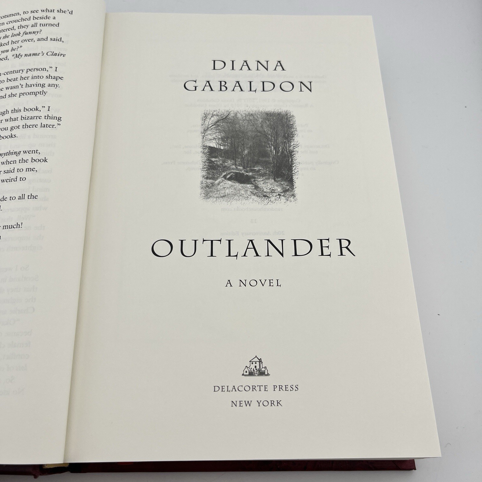 Outlander (20th Anniv Collector&rsquo;s Edition) : A Novel by Diana Gabaldon Hardcover