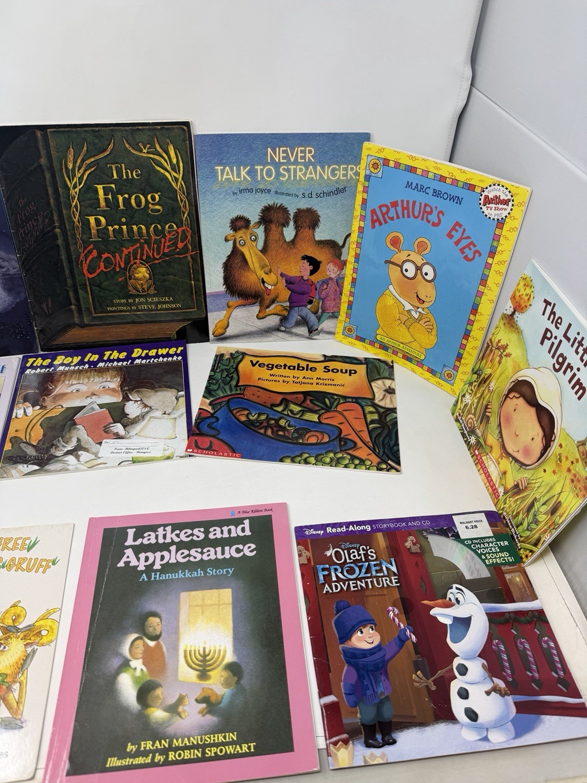 Children&rsquo;s Scholastic Picture Books Kids Paperback Storybook Storytime Lot of 12