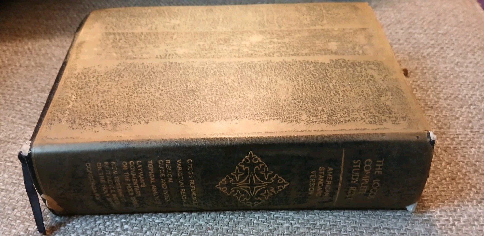 The Logos Complete Study Bible American Standard Version 1972 Leather Pre-owned