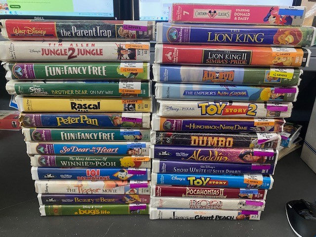 Lot of 27 Disney VHS&rsquo;s (no duplicates) -GOOD