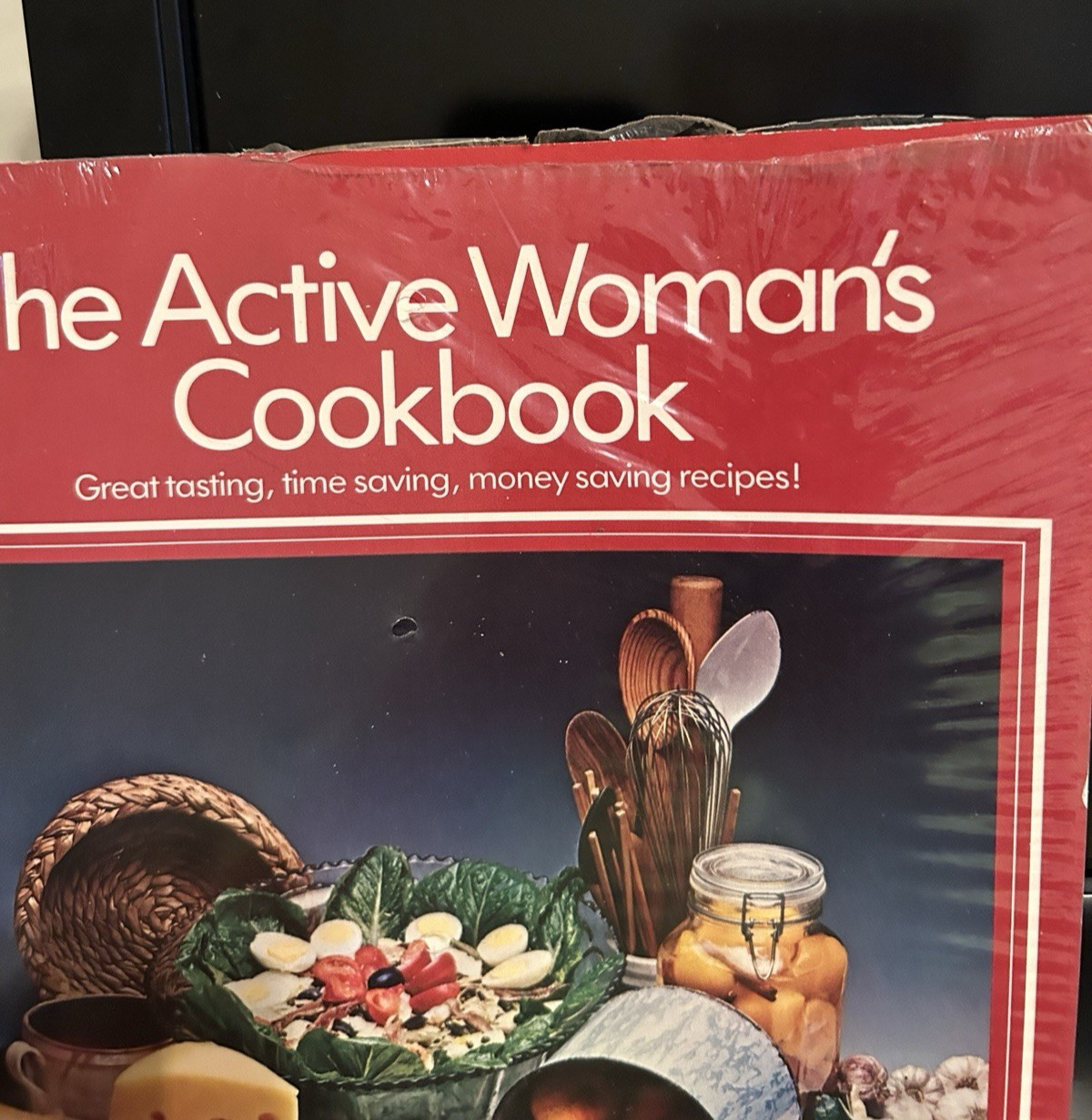 Avon Active Woman&rsquo;s Cookbook – 80 pages – 1980 – Sealed