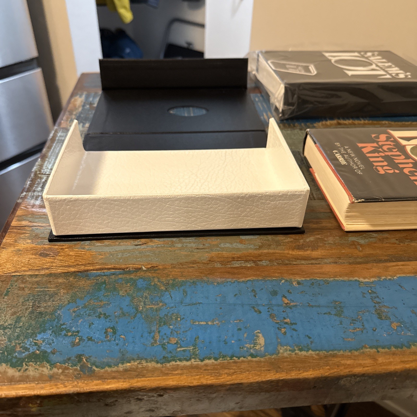 Stephen King&rsquo;s Salem&rsquo;s Lot High Quality Traycase Book Is NOT included