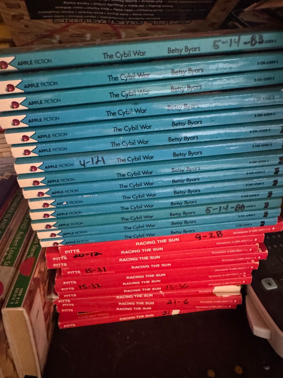 Lot of 30 RANDOM YOUTH Kids Chapter Books Instant Library Bundle