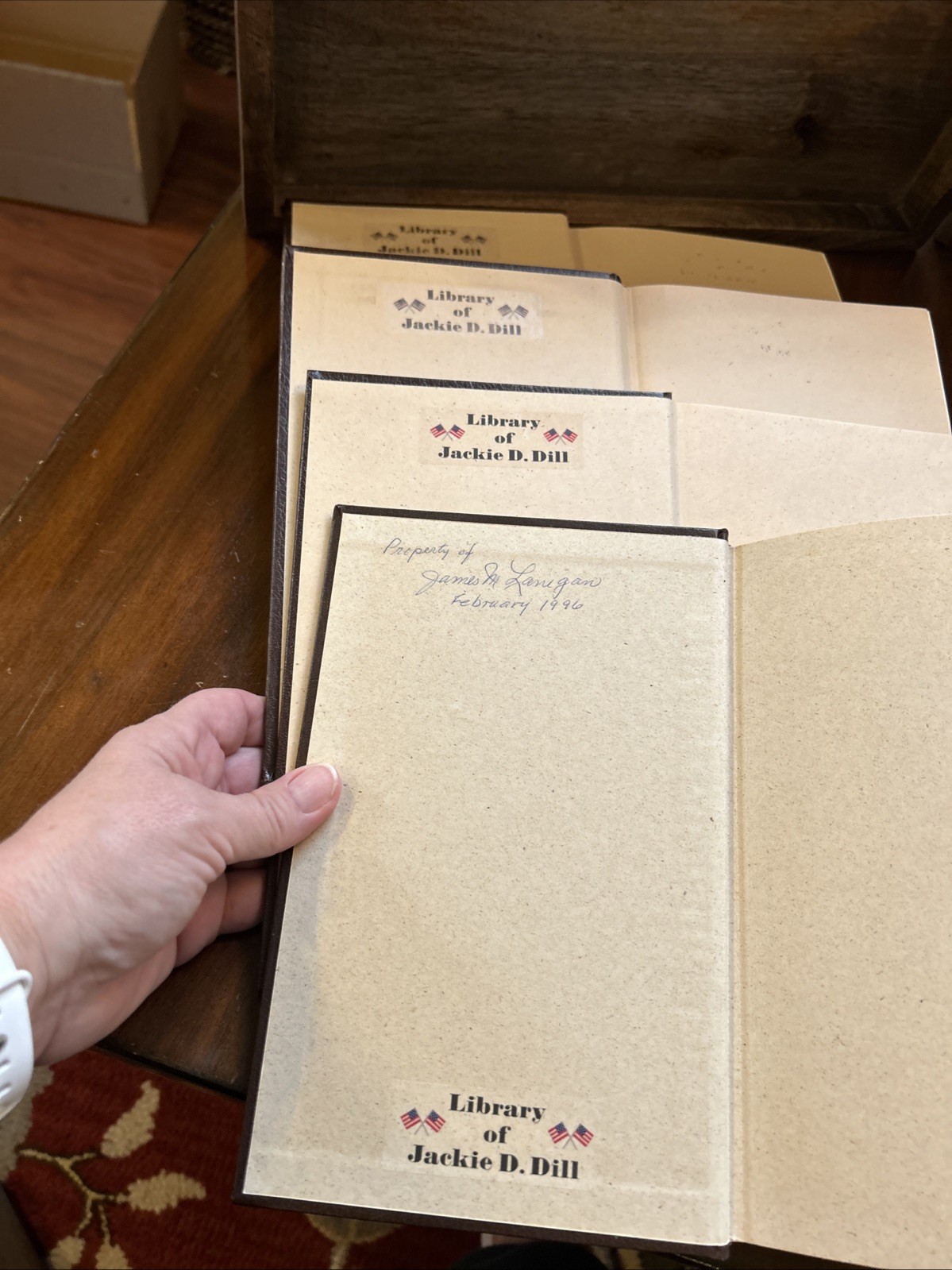 Louis L&rsquo;Amour Leatherette Hardcover Lot of 8 Kilkenny Gun Fighter/Lawman Stories