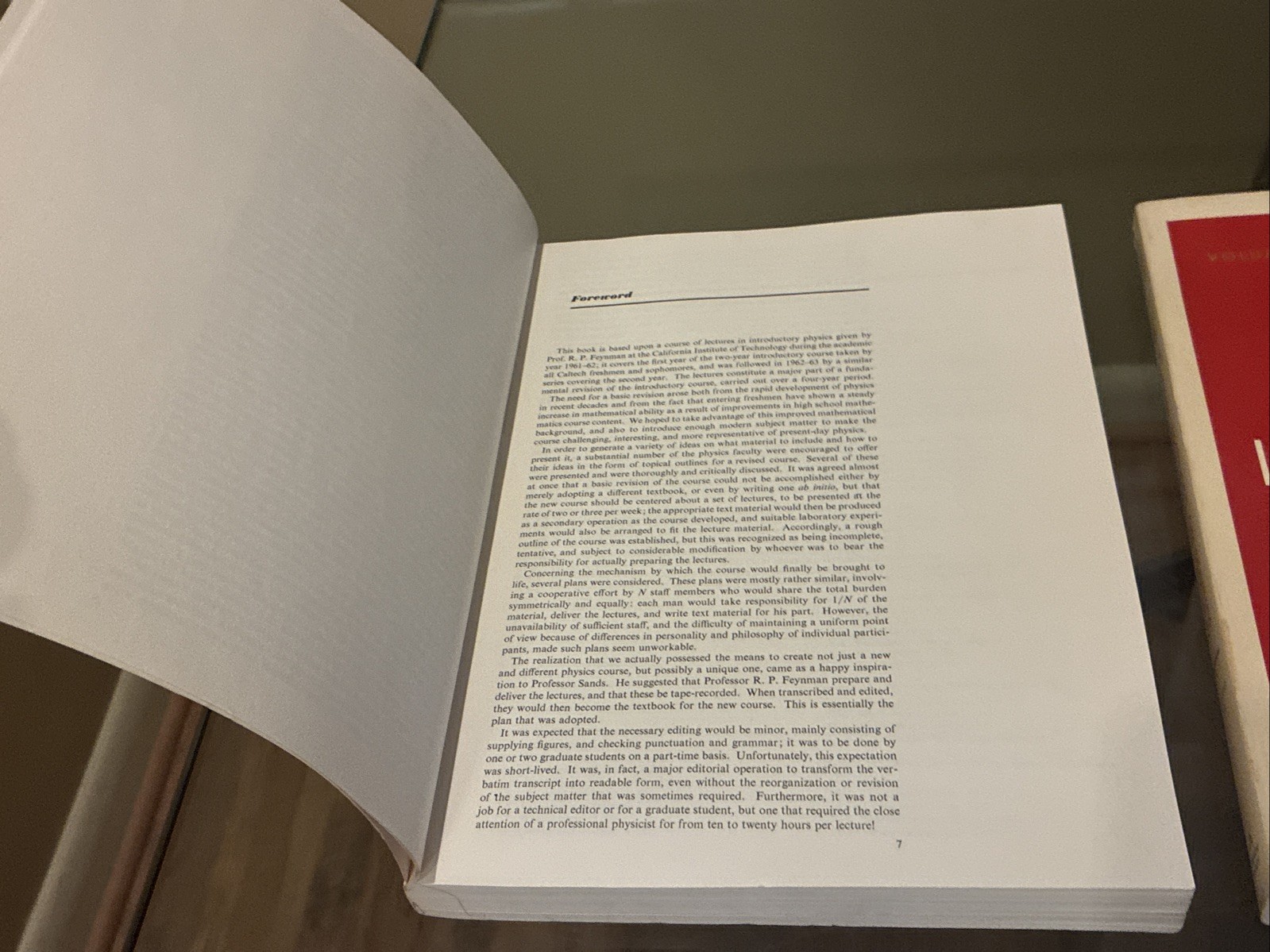 The Feynman Lectures On Physics SET Volumes 1 & 2 PLUS Feynman’s Rainbow *NICE*