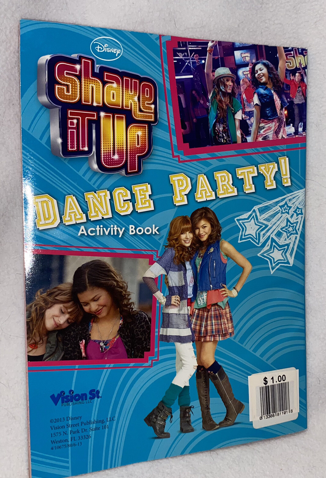 Disney Channel Shake it Up Dance Party Activity Book Zendaya Bella Thorne NEW