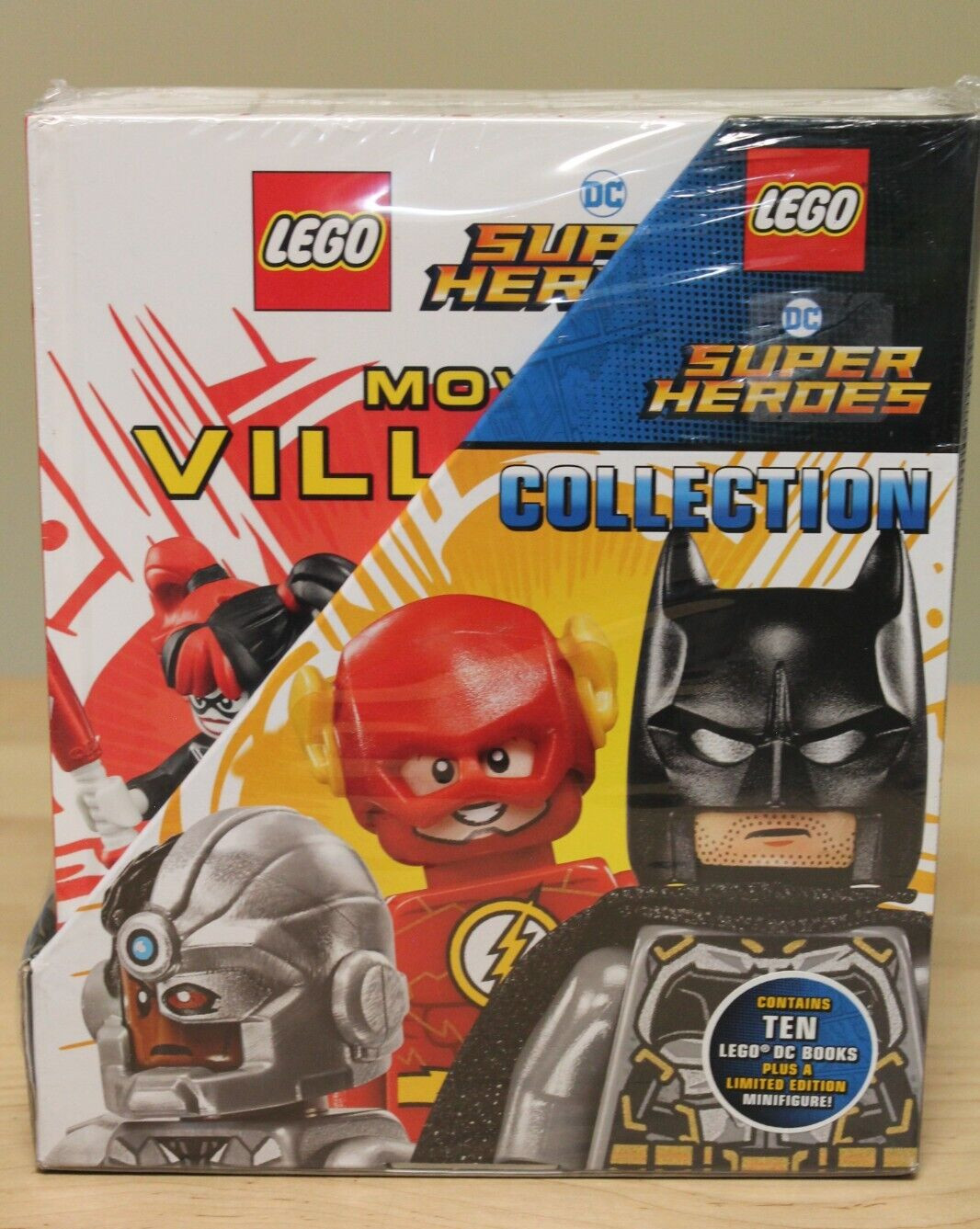 LEGO DC Super Heroes Collection Ten DC Books + a Wonder Woman Mini Figure Sealed