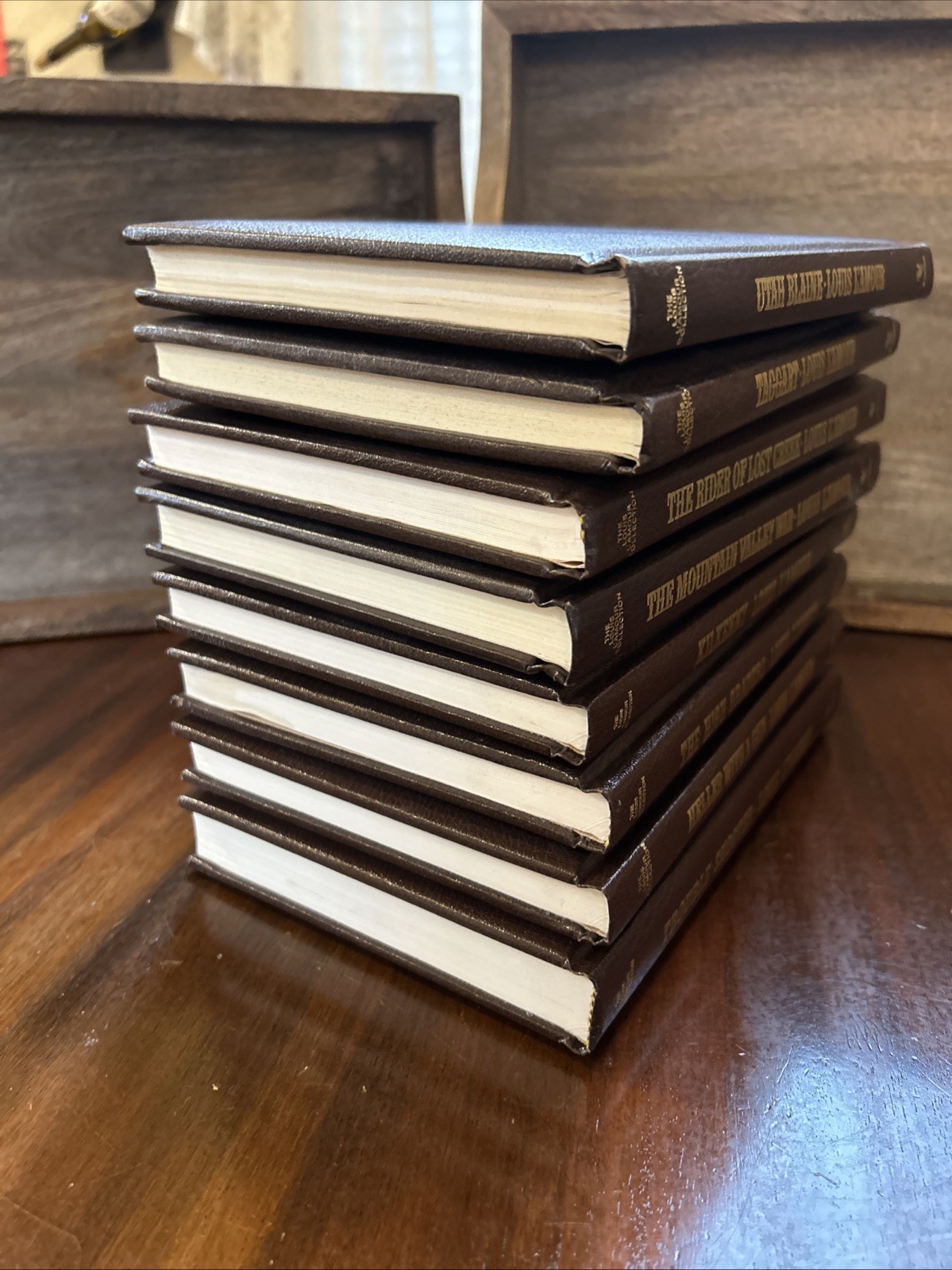 Louis L&rsquo;Amour Leatherette Hardcover Lot of 8 Kilkenny Gun Fighter/Lawman Stories