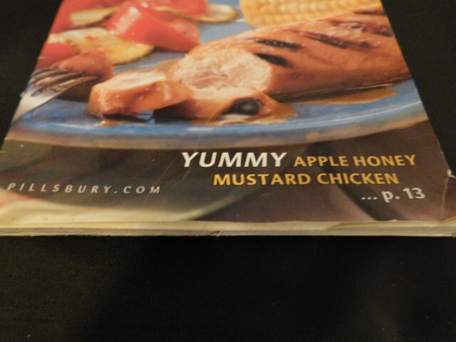 Pillsbury « Grilling » Cookbook July 2003 #269 – 94 pages – Great Recipes!