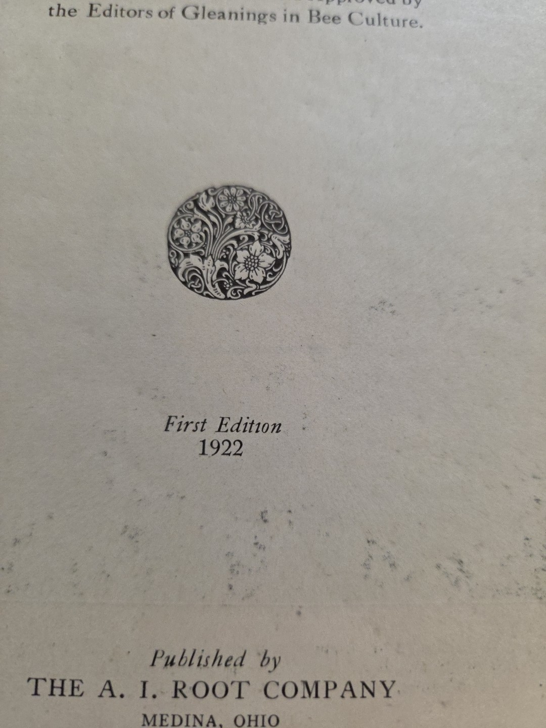 Rare 1922 First Edition « Starting Right with Bees »