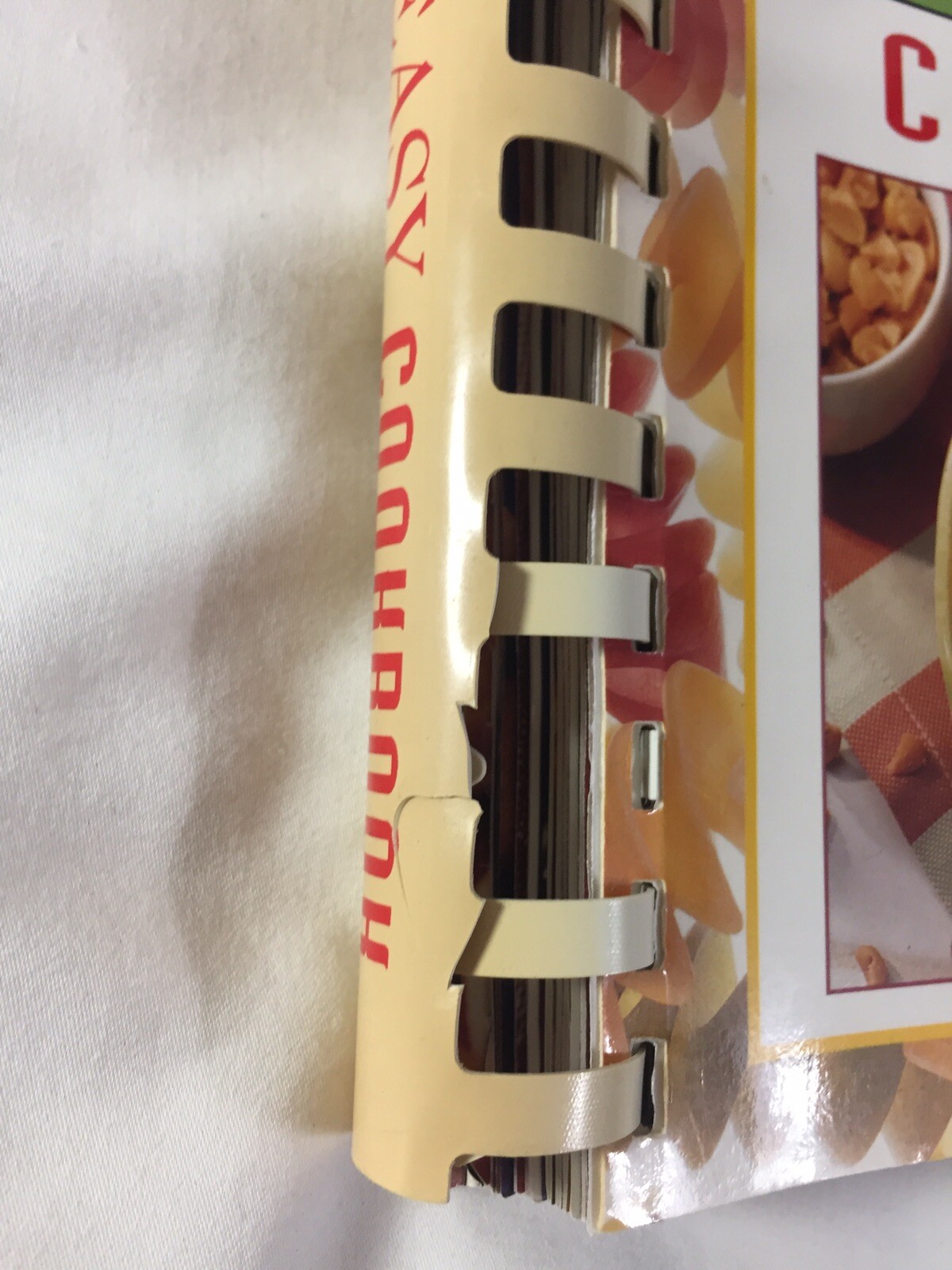 Betty Crocker&rsquo;s Good & Easy Cookbook, Year 1996 Ring Bound 432 Pages