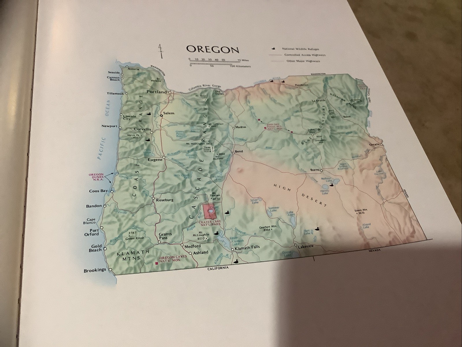 Oregon III (Book) Ray Atkeson, Text By Richard Ross, 1987, 18th printing VGUC.