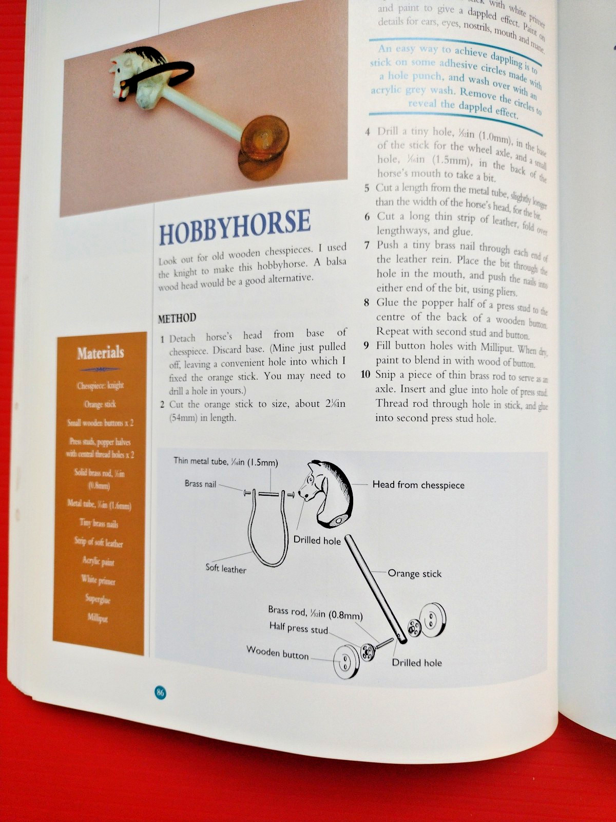 Easy to Make Dolls&rsquo; House Accessories Paperback by Andrea Barham 168 Pages NICE