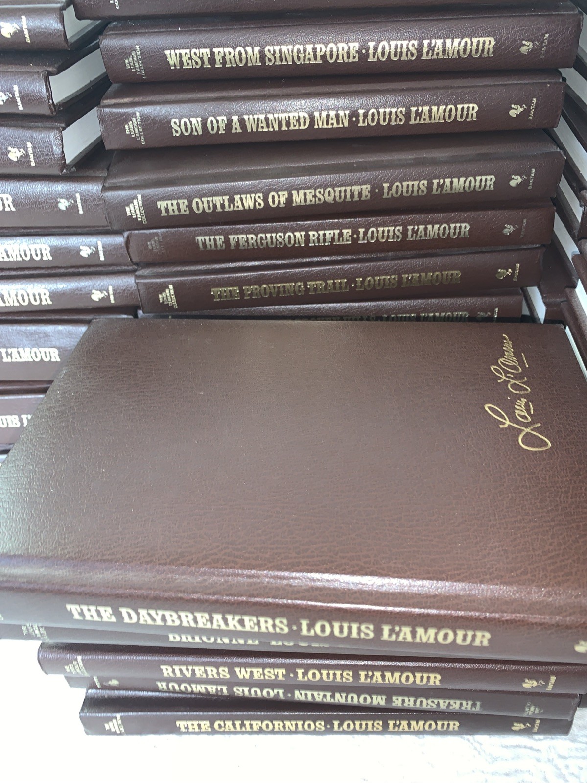 Louis L&rsquo;Amour Leatherette Western Books-Choose Your Title-Drop Down Menu Bantam