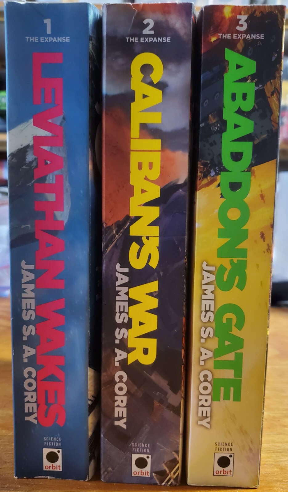 First 3 Volumes of the « Expanse » book series, Vol 1 signed