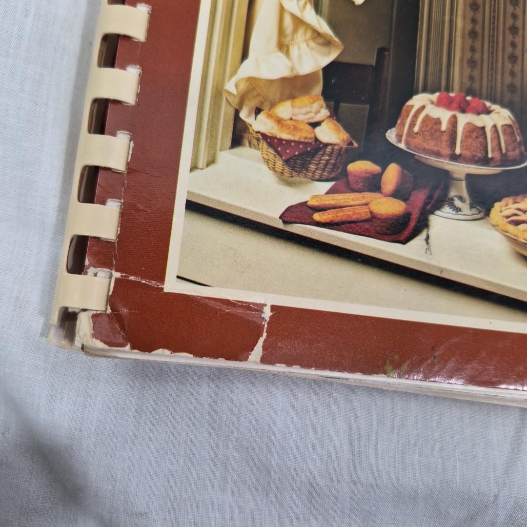 Martha White Southern Baking Book, Spiral Bound , Vintage 1983, 6&Prime; X 8.5&Prime;