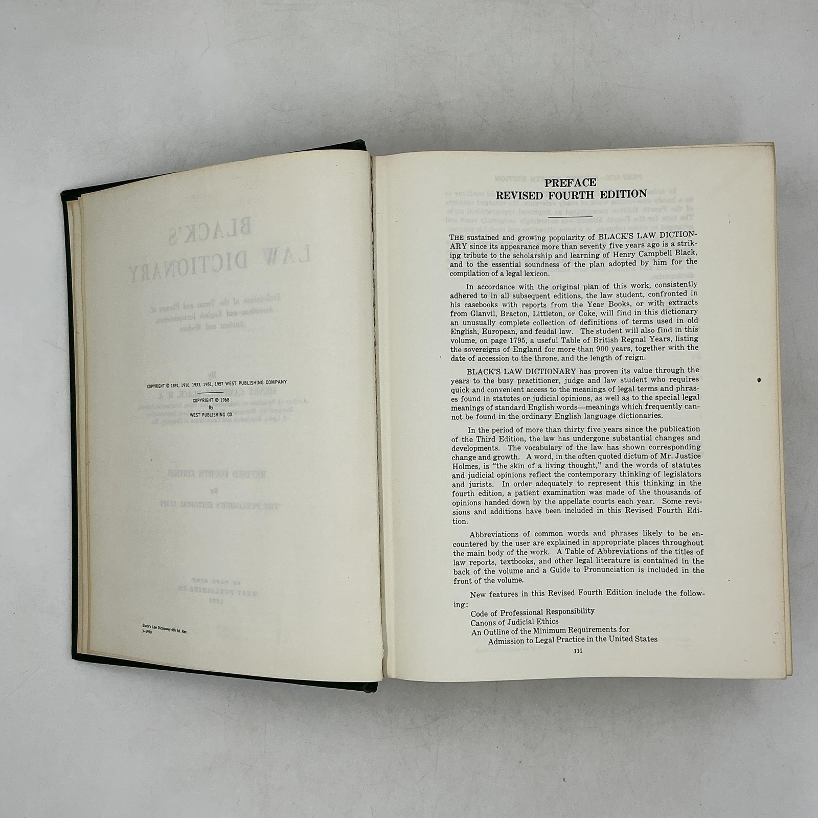 Vintage BLACK&rsquo;S LAW DICTIONARY Henry Campbell Black Ewtn HC Green 1968 USA