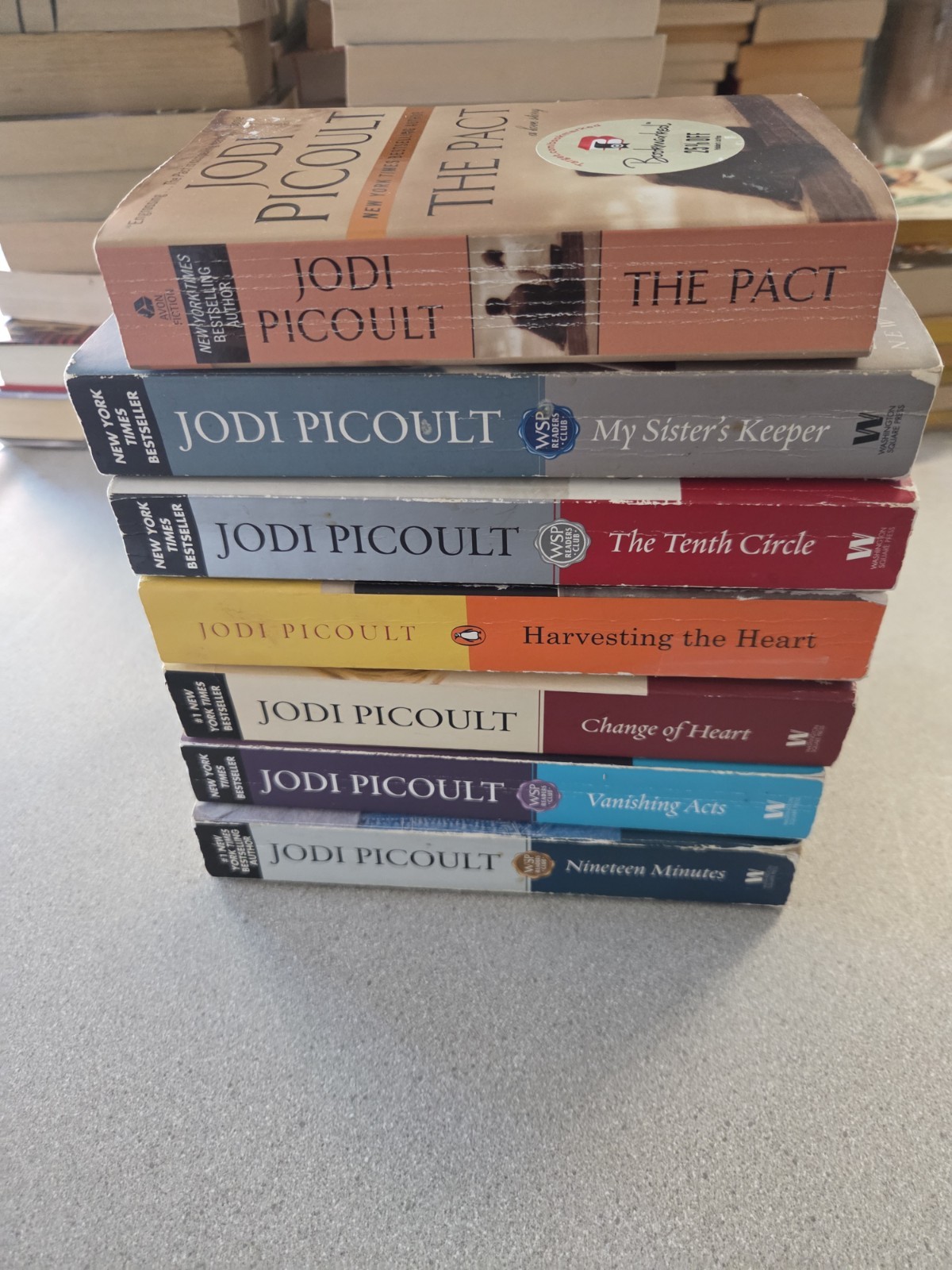 Jodi Picoult Lot Of 7 Books Paperback. Women&rsquo;s Fiction. Relationships Family