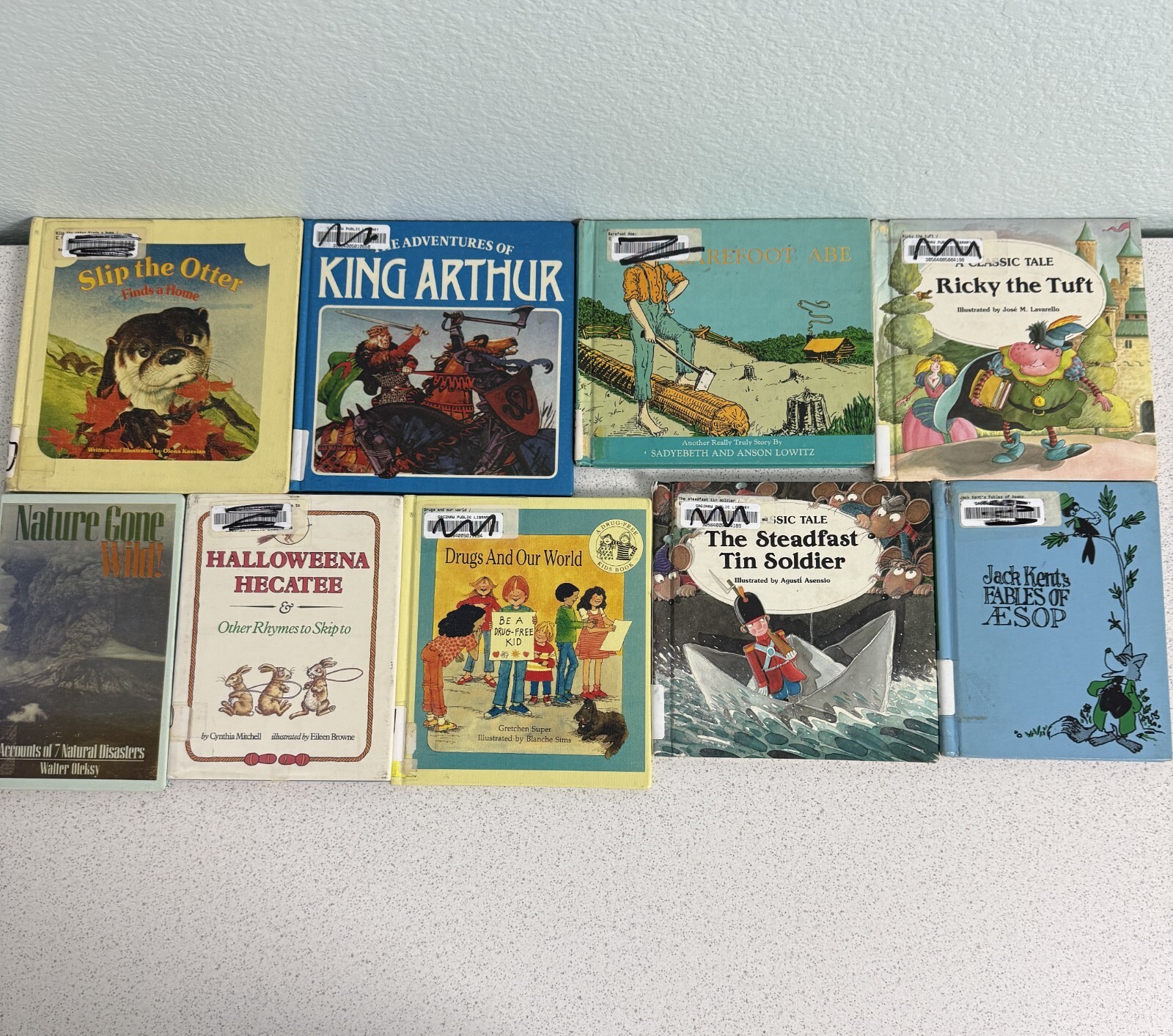 Lot of 18 Vintage 60s 70s 80s 90s Childrens Kids Picture Books Elementary School