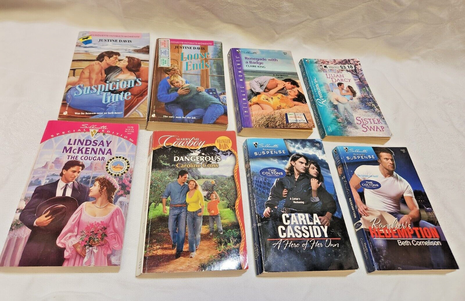 HUGE LOT OF 85 Random Harlequin Paperback Romance Novel&rsquo;s Vintage 80s 90s 2010s