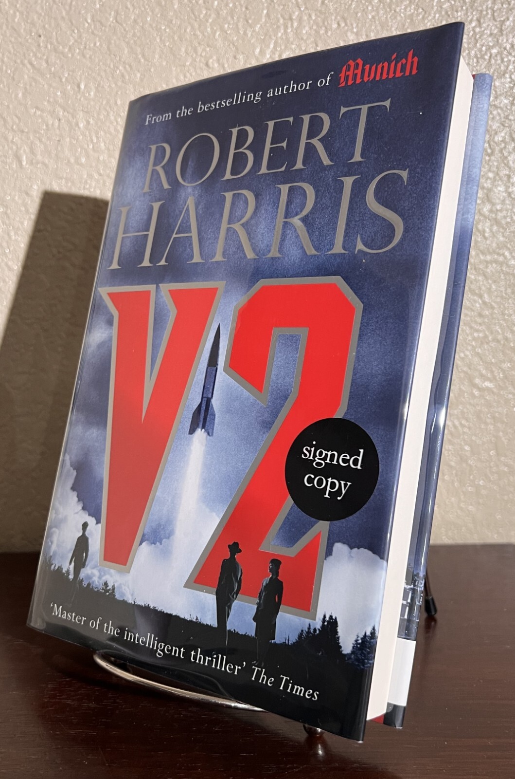 SIGNED ~ V2 : Novel of World War II by Robert Harris (2020 Hardcover) UK 1st/1st