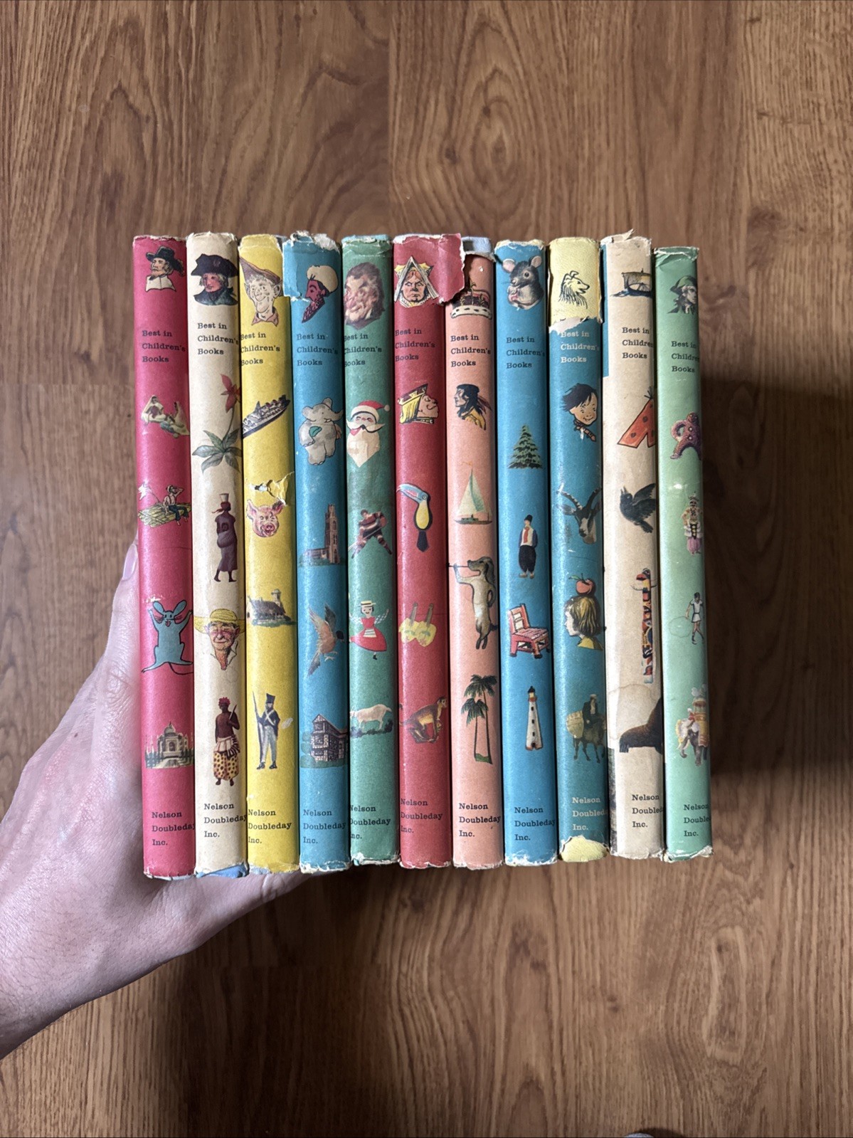 Lot Of 11 Best in Children&rsquo;s Books Hardback w DJ