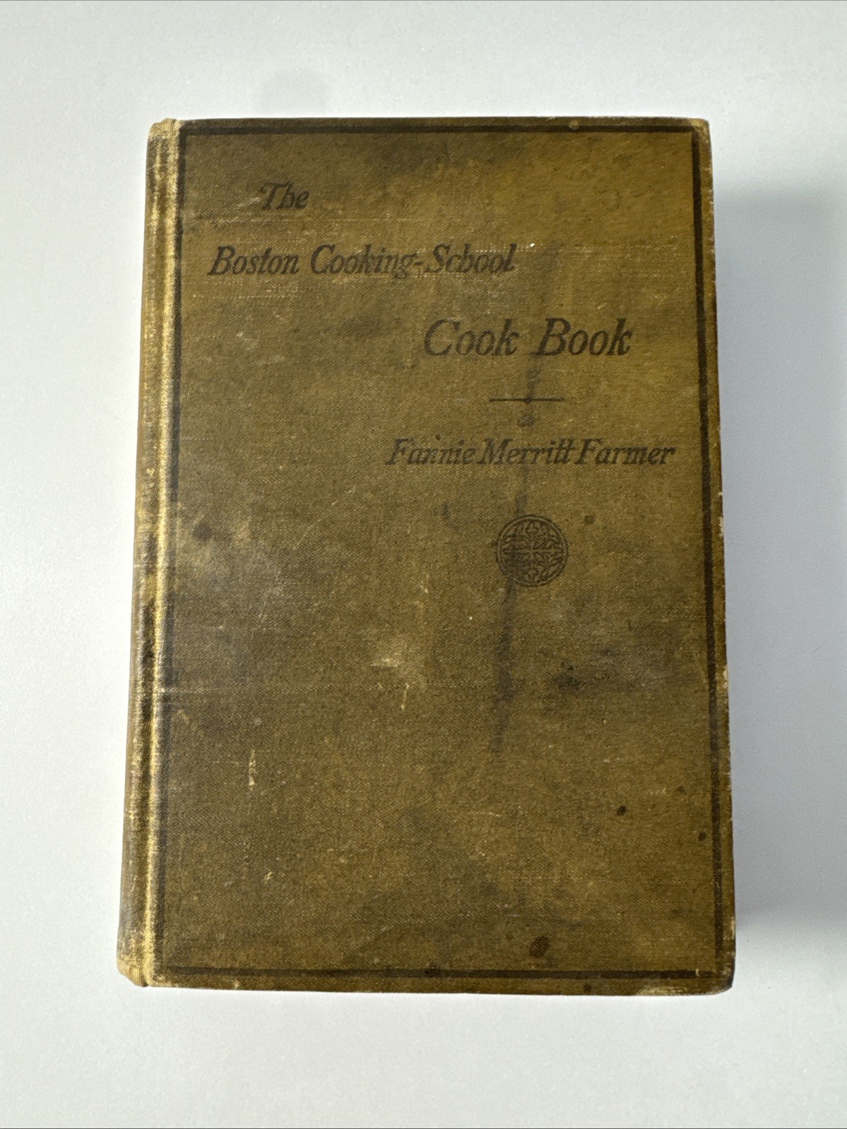 1924 THE BOSTON COOKING SCHOOL Cook Book by Fannie Merritt Farmer VINTAGE
