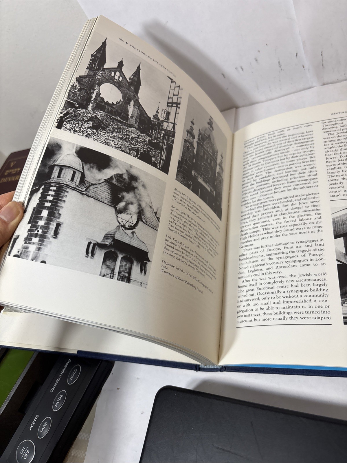 The Story of the Synagogue: A Diaspora Museum Book by Wigoder, Geoffrey JUDAISM