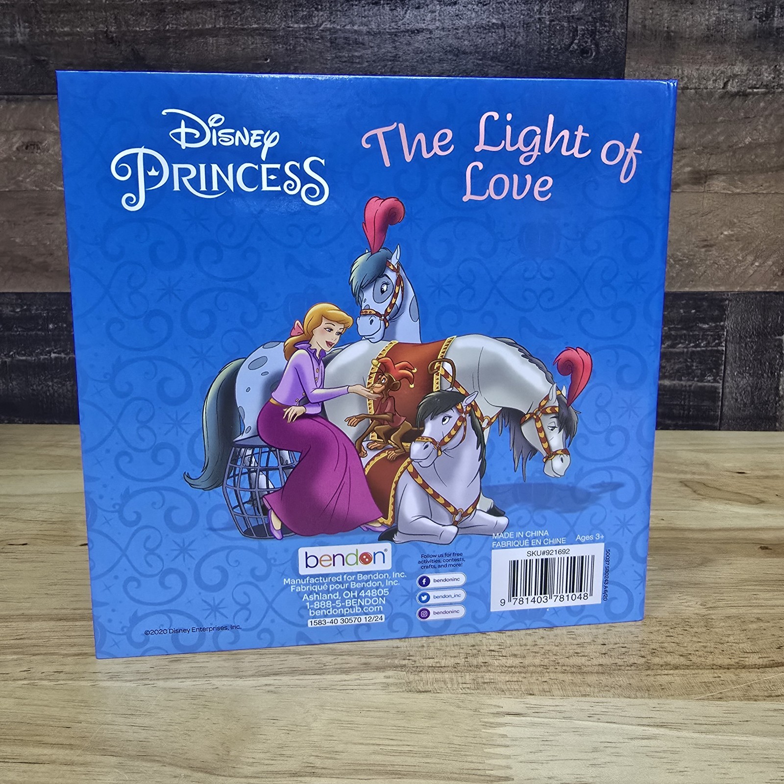 Disney Princess Book – The Light of Love – New, Bendon, INC.