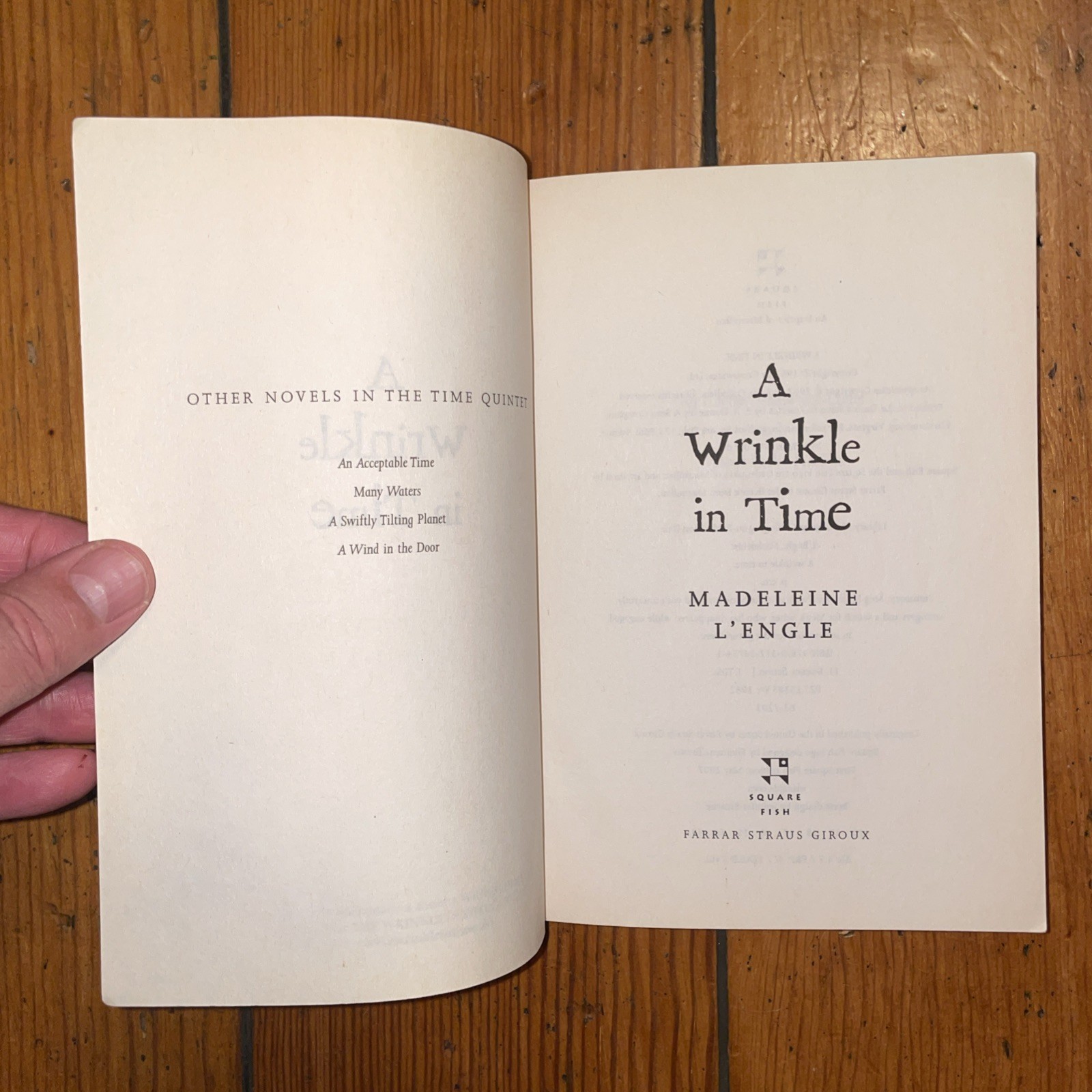 A Wrinkle In Time by Madaleine L&rsquo;Engle (2007 Square Fish Trade Paperback)