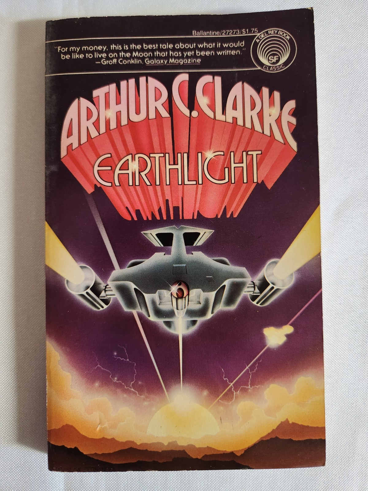 5 VTG Arthur C. Clarke Paperbacks – Earthlight, Childhood&rsquo;s End, White Heart +
