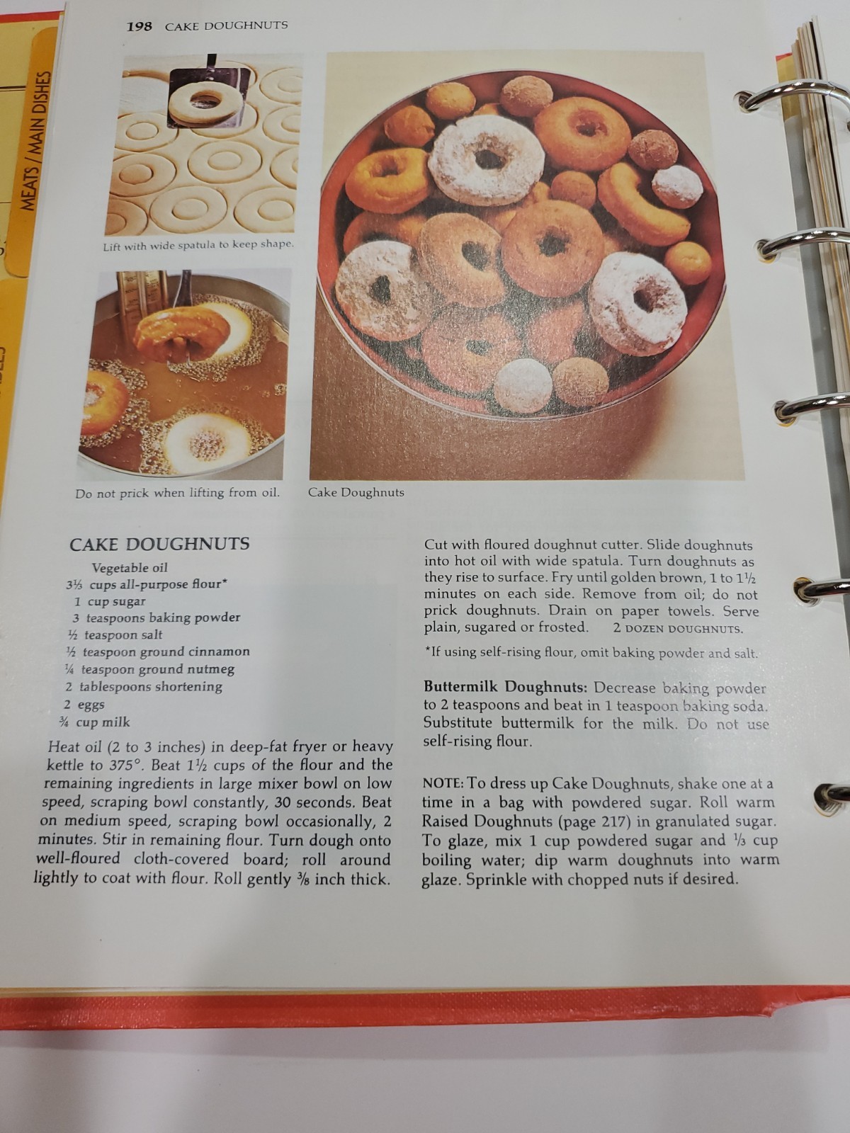 « Betty Crocker&rsquo;s Cookbook – New & Revised Edition » binder cook book, 1970&rsquo;s