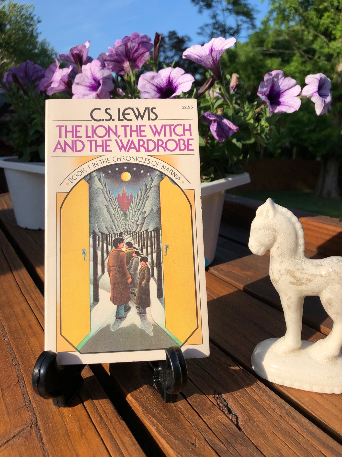 The Lion, the Witch and the Wardrobe CS Lewis First Collier Books Edition 1970