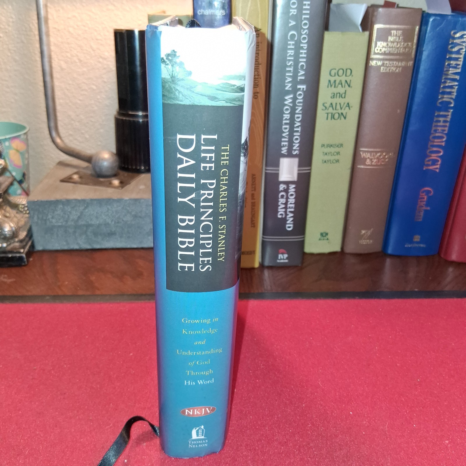 NKJV, Charles F. Stanley Life Principles Daily Bible, Hardcover: Holy Bible,…