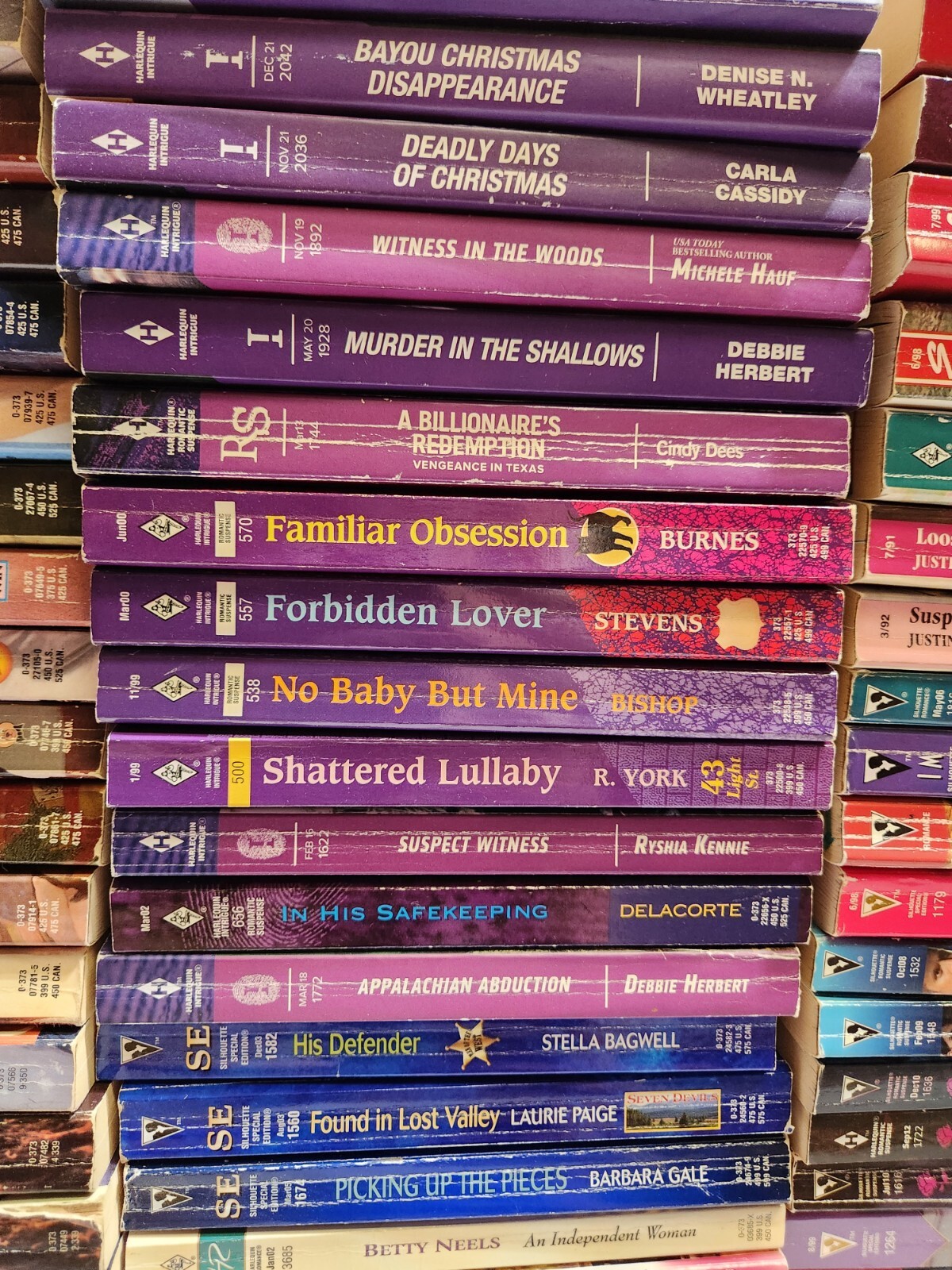 HUGE LOT OF 85 Random Harlequin Paperback Romance Novel&rsquo;s Vintage 80s 90s 2010s