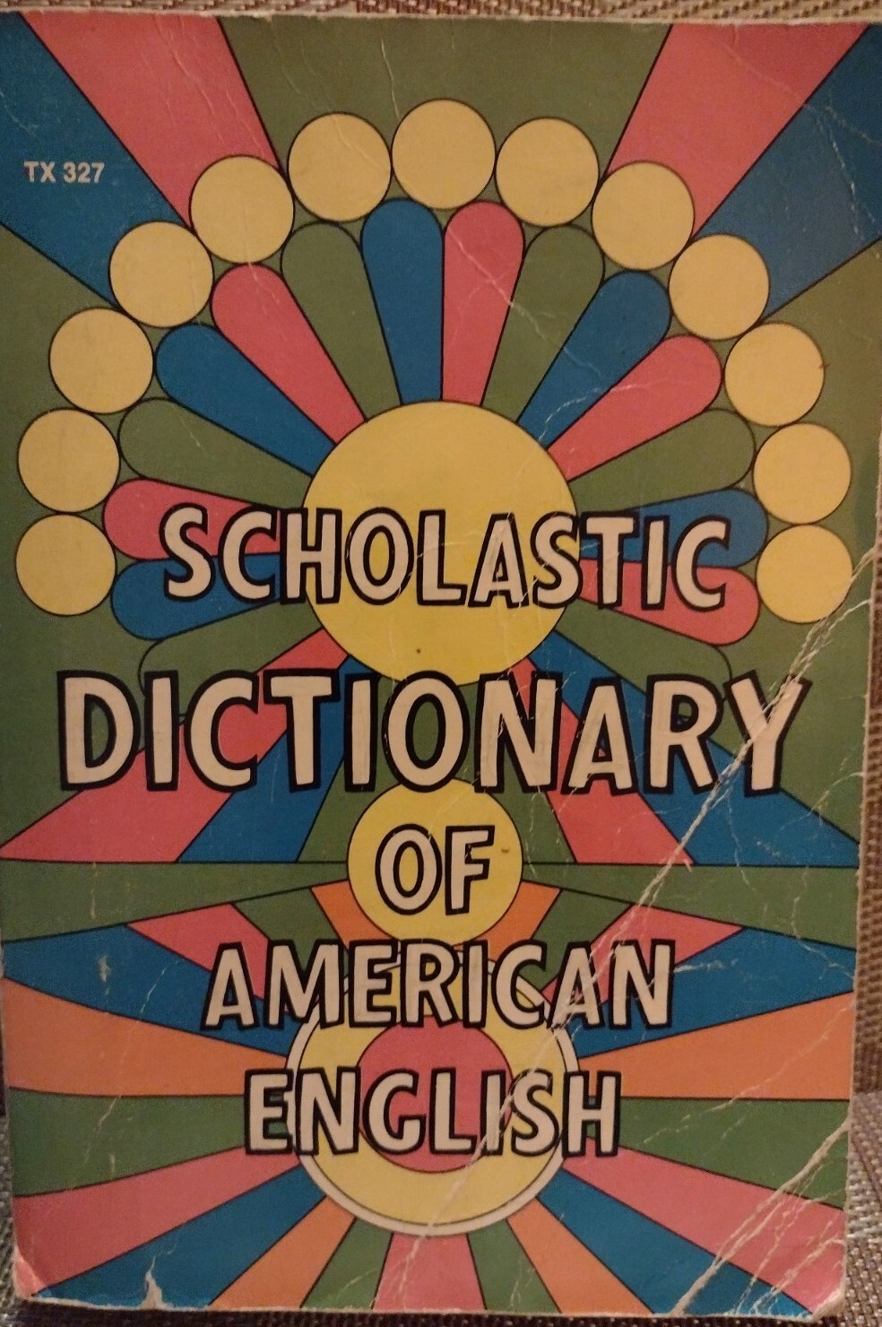 VINTAGE SCHOLASTIC DICTIONARY OF AMERICAN ENGLISH 1970&rsquo;s PAPERBACK 864 PAGES