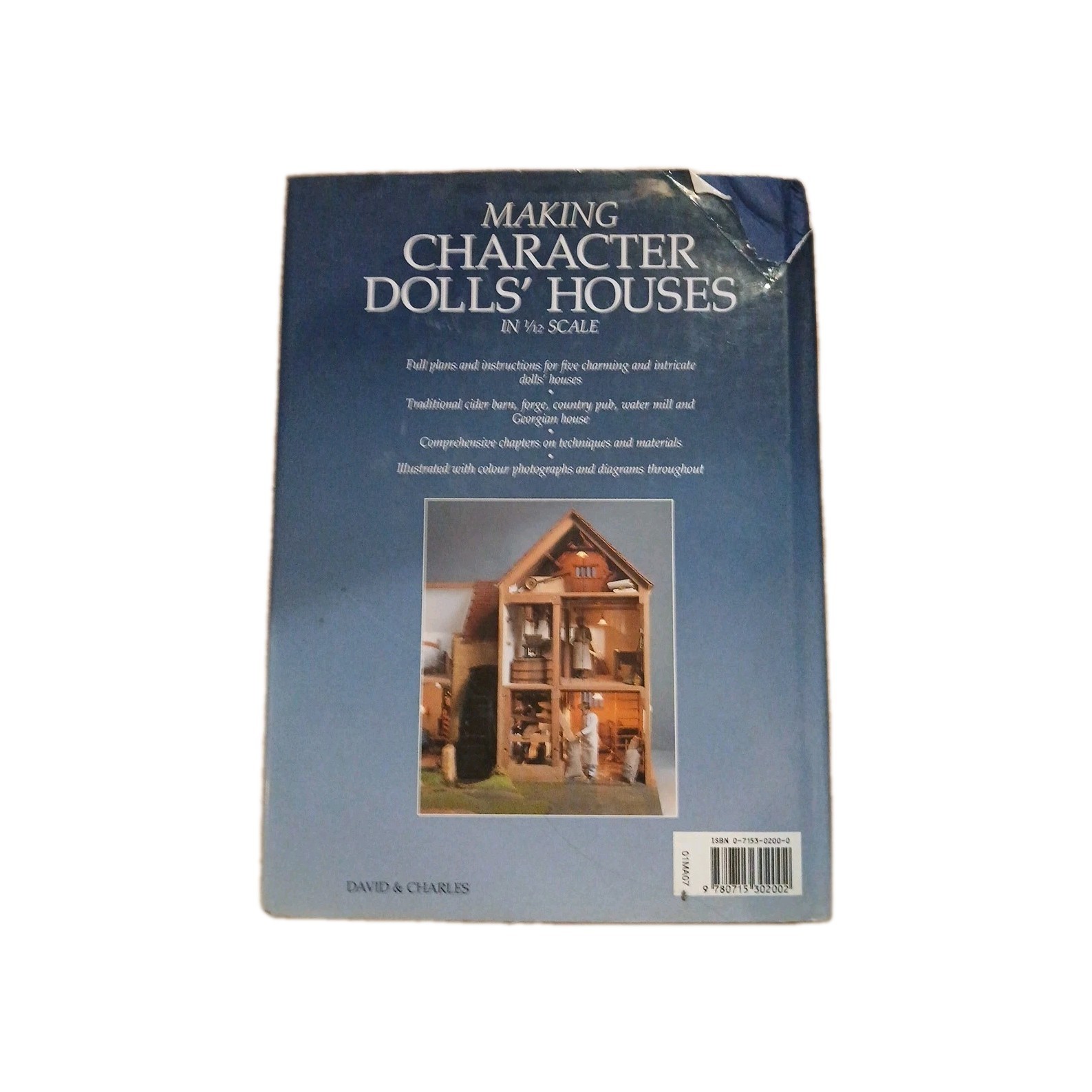Making Character Dolls&rsquo; Houses in 1/12 Scale By Brian Nickolls.